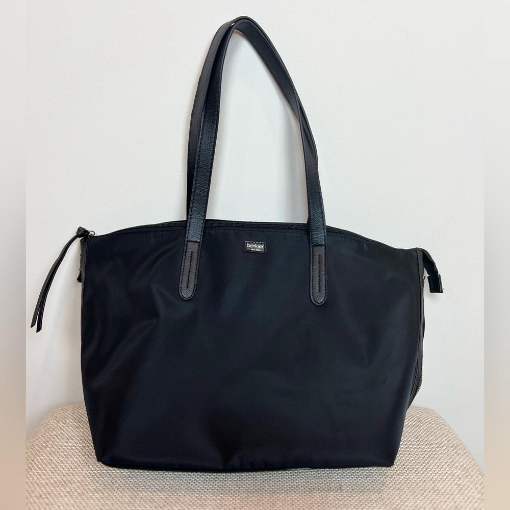 Botkier New York Bond Travel Tote
Bag Black - Picture 2 of 14
